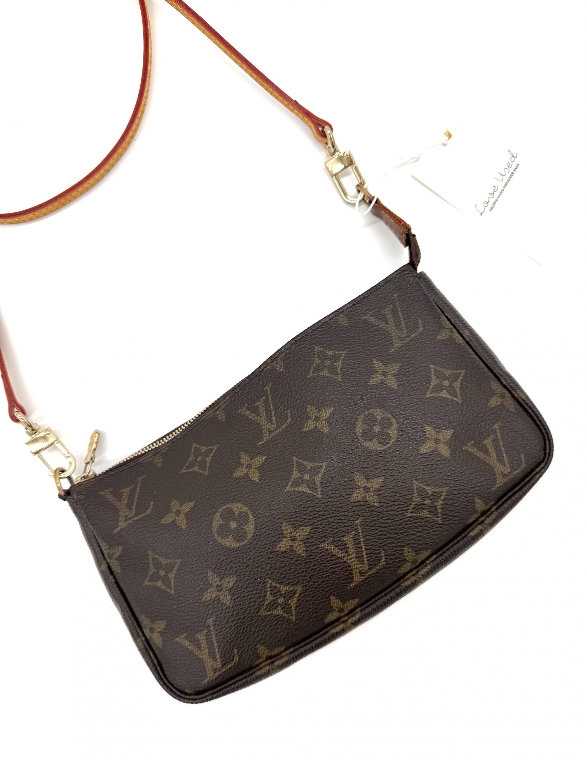 Louis Vuitton Pochette