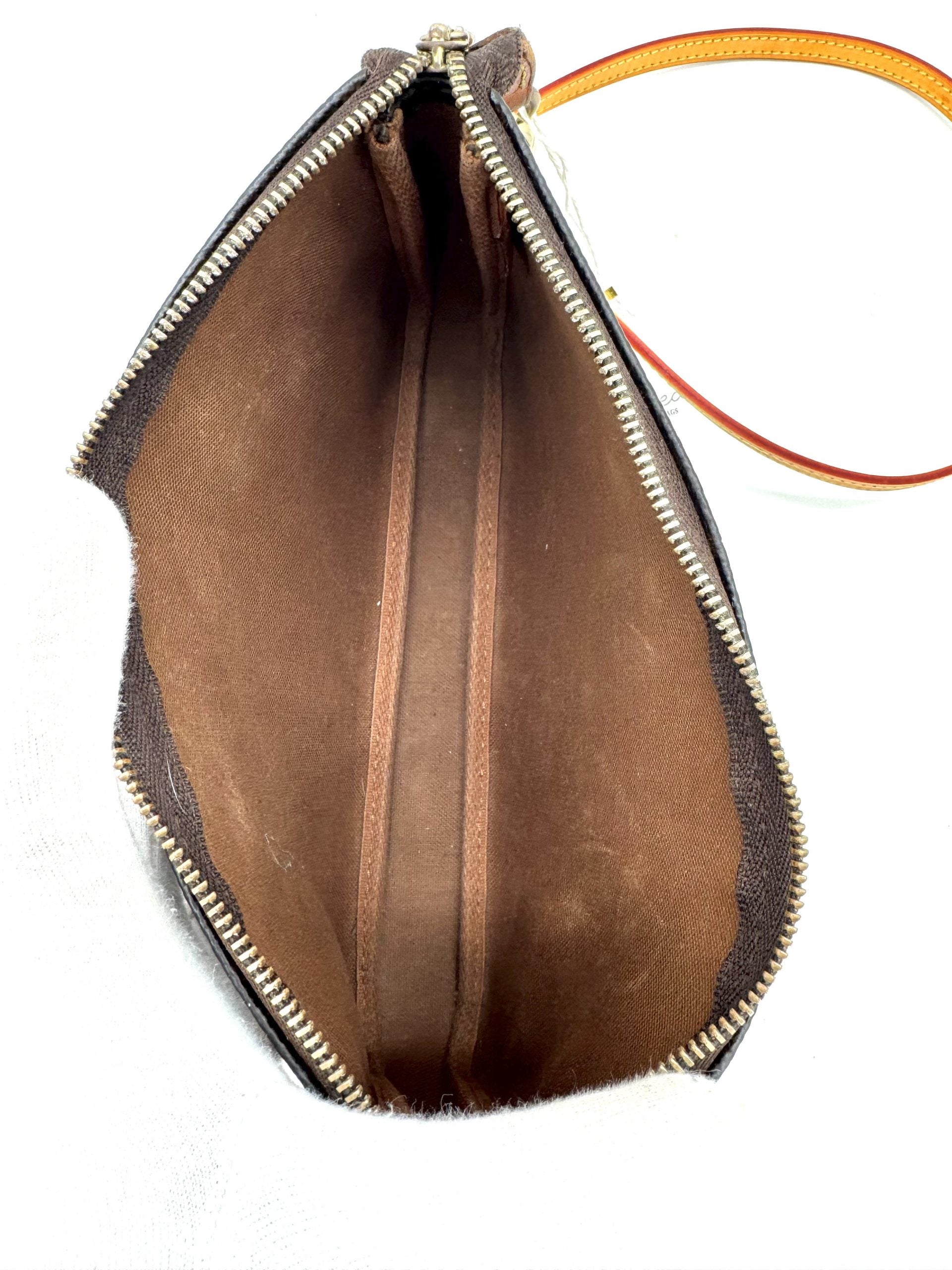 Louis Vuitton Pochette