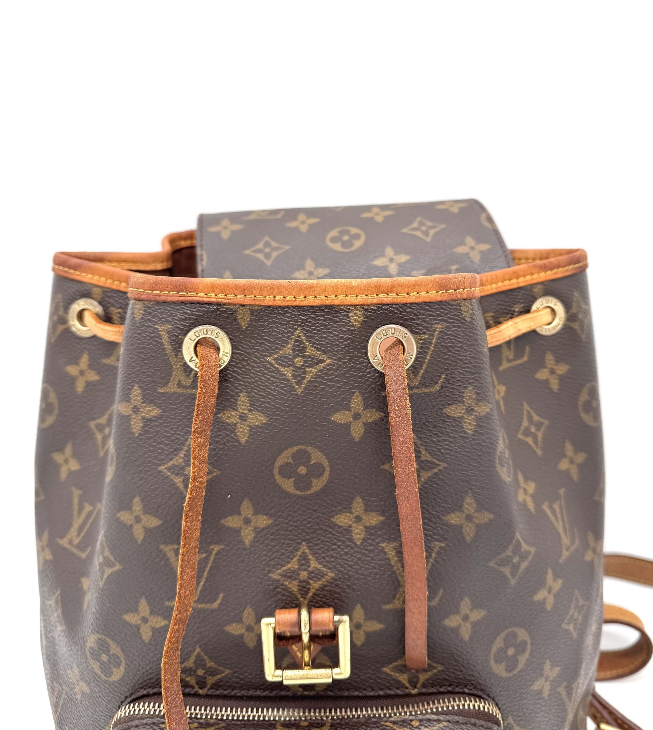 Louis Vuitton Montsouris MM