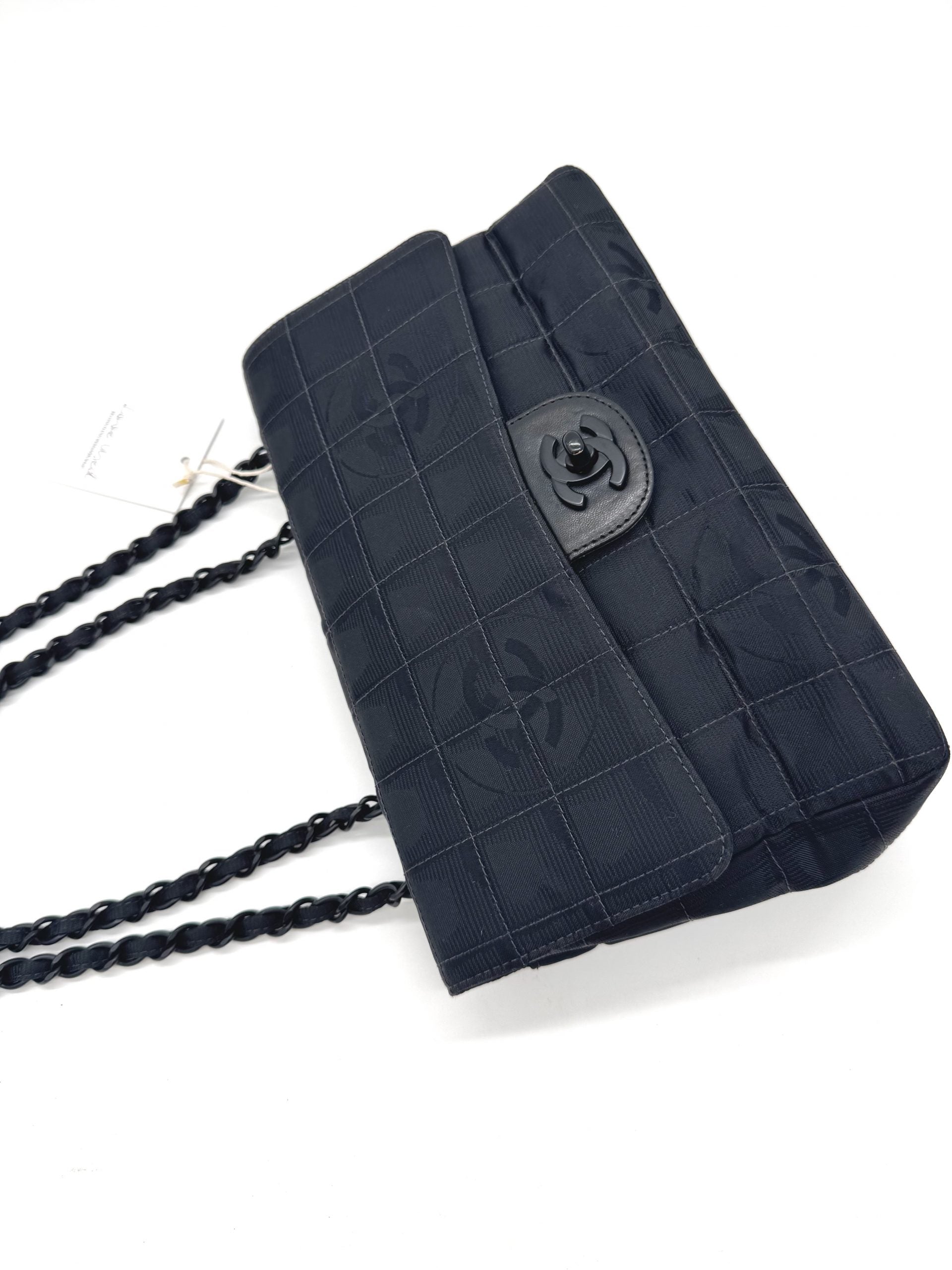 Chanel Classic Double Chain Flapbag Schwarz Nylon