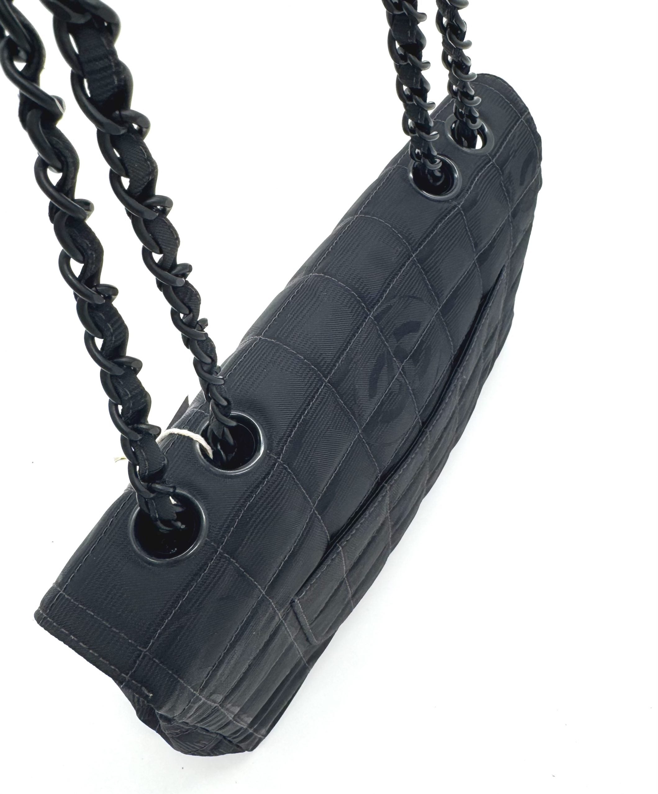 Chanel Classic Double Chain Flapbag Schwarz Nylon