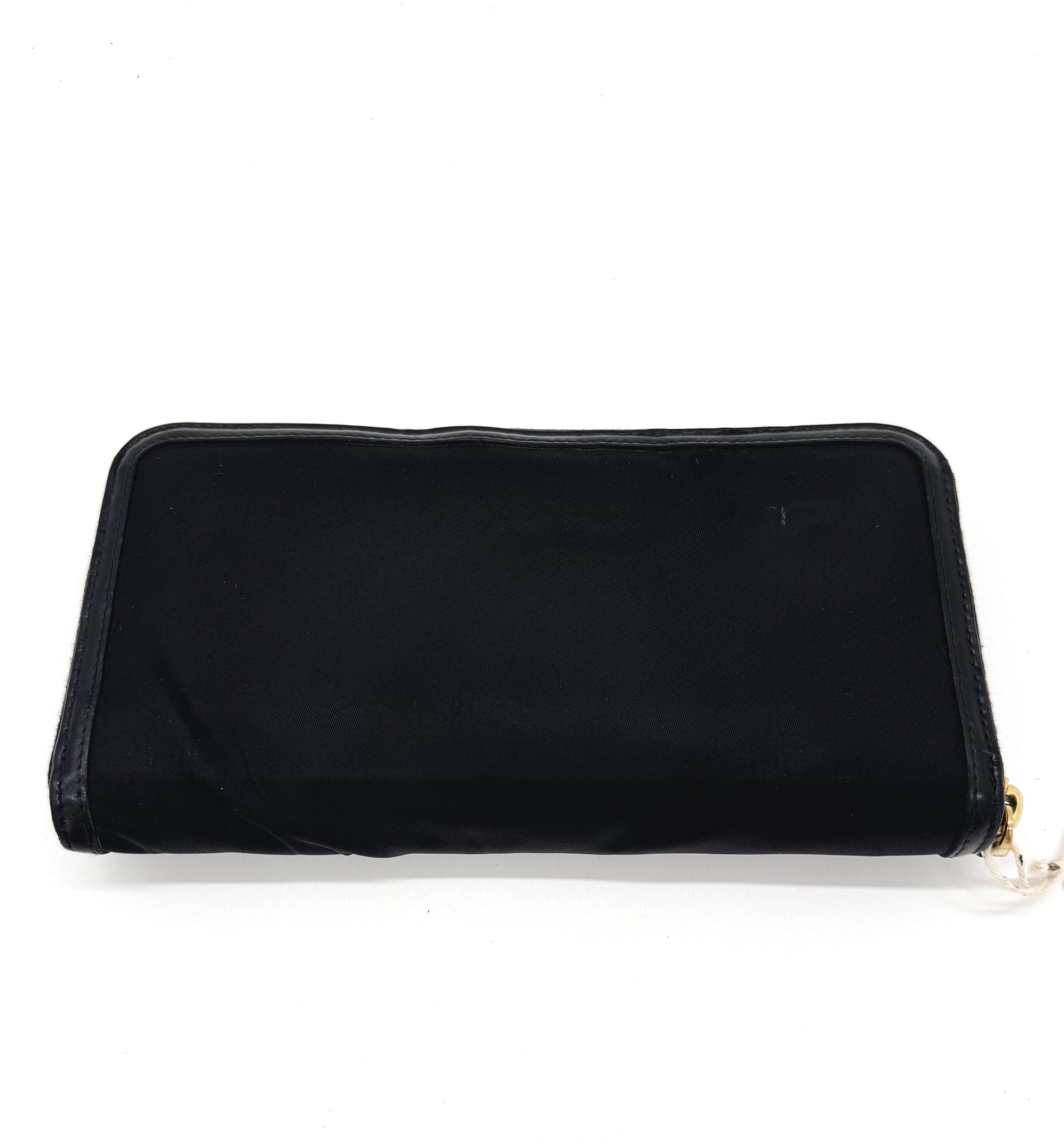 Prada Geldbörse Nylon Schwarz