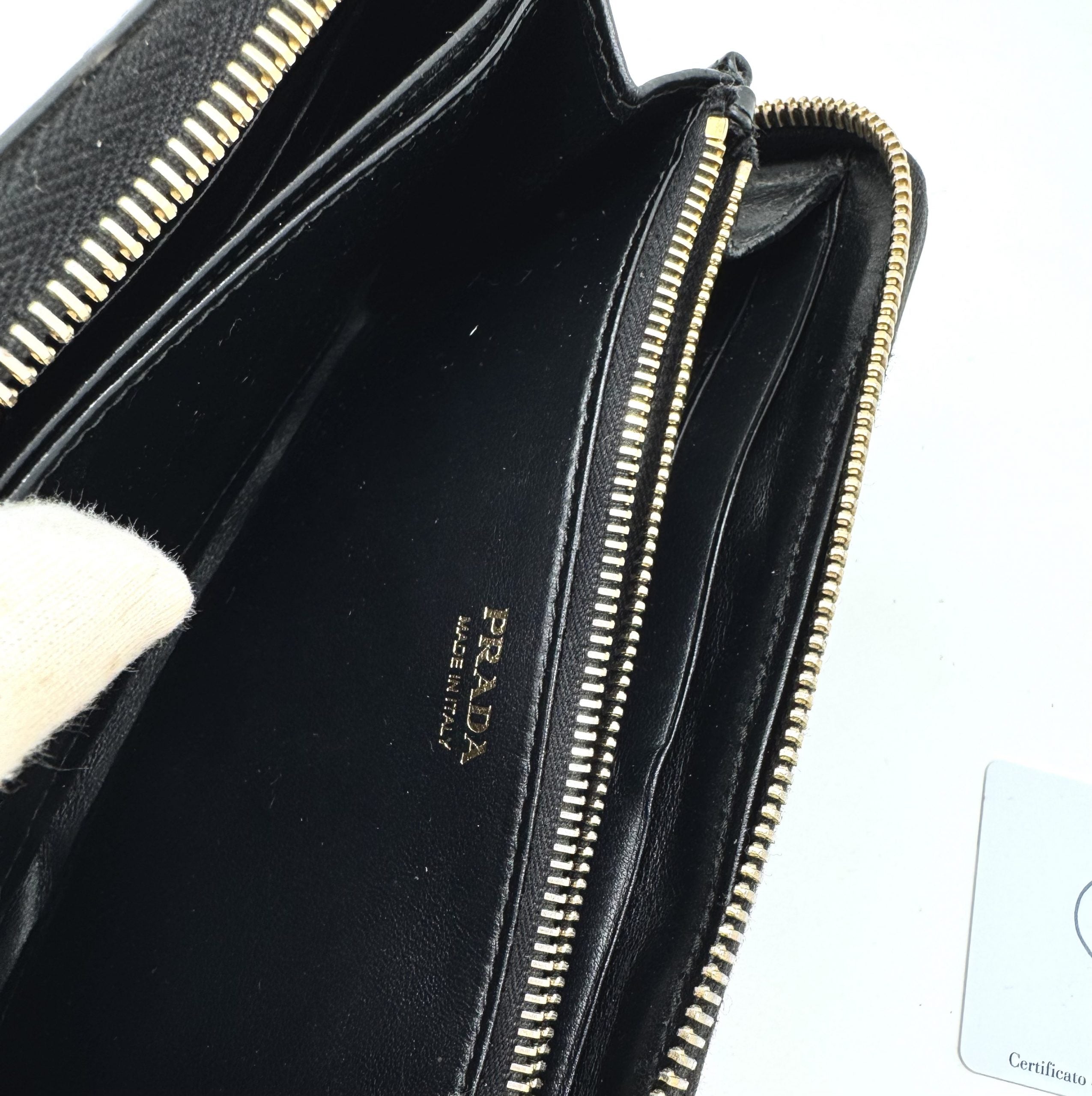 Prada Geldbörse Nylon Schwarz