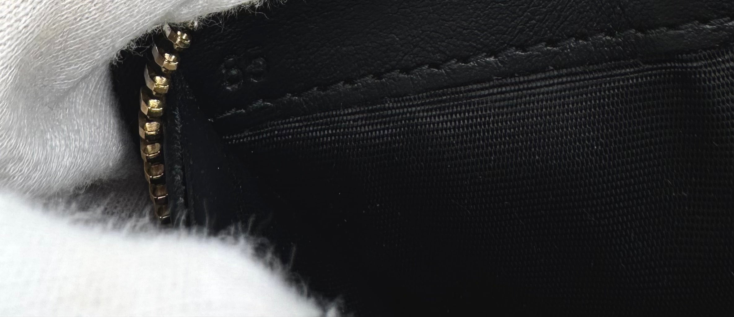 Prada Geldbörse Nylon Schwarz