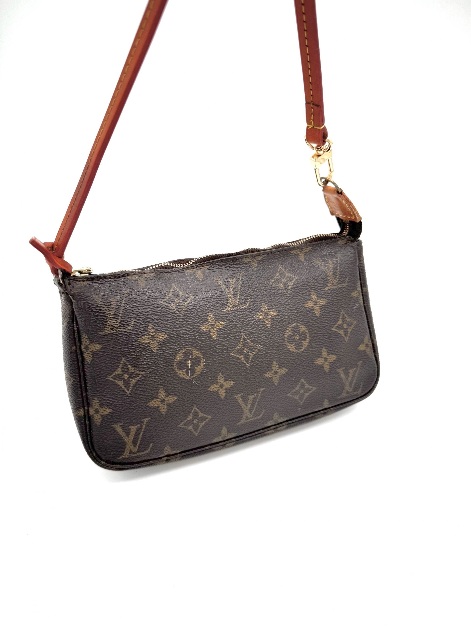 Louis Vuitton Pochette