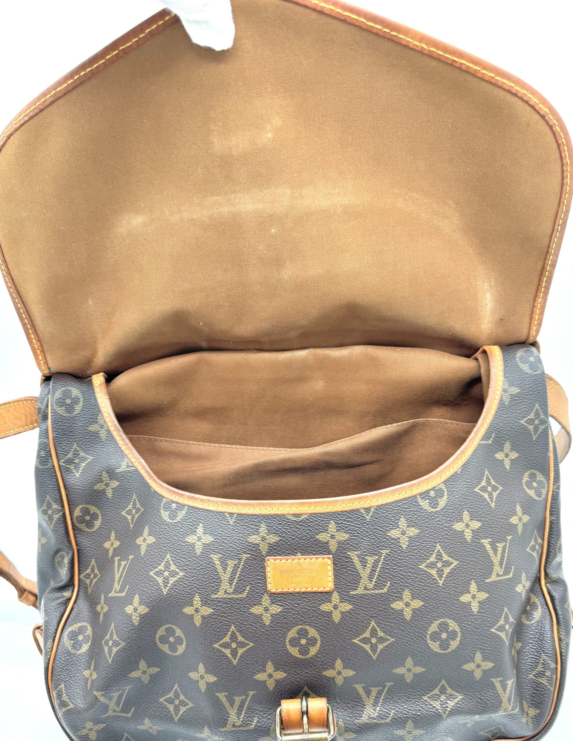 Louis Vuitton Saumur 35