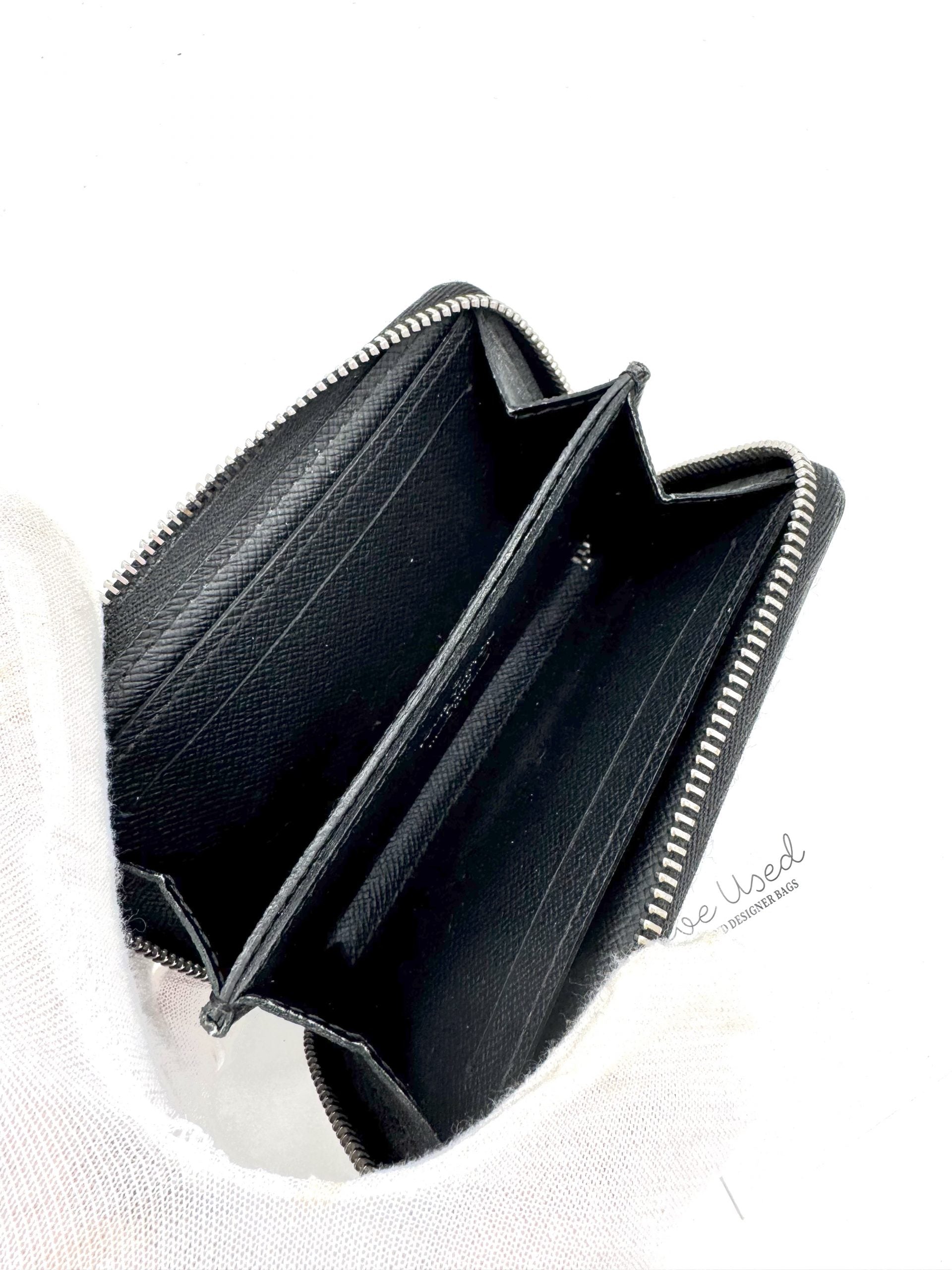 Louis Vuitton Zippy Coin