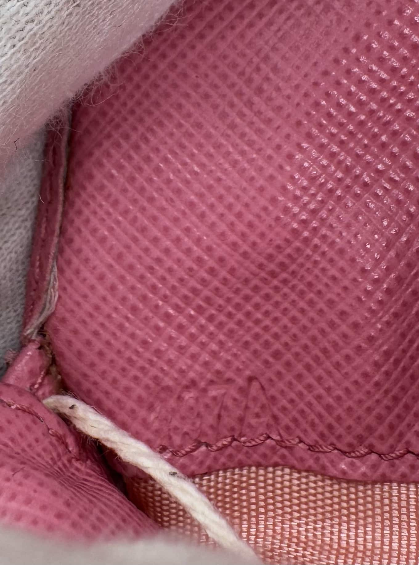 Prada Geldbörse Saffiano Leder