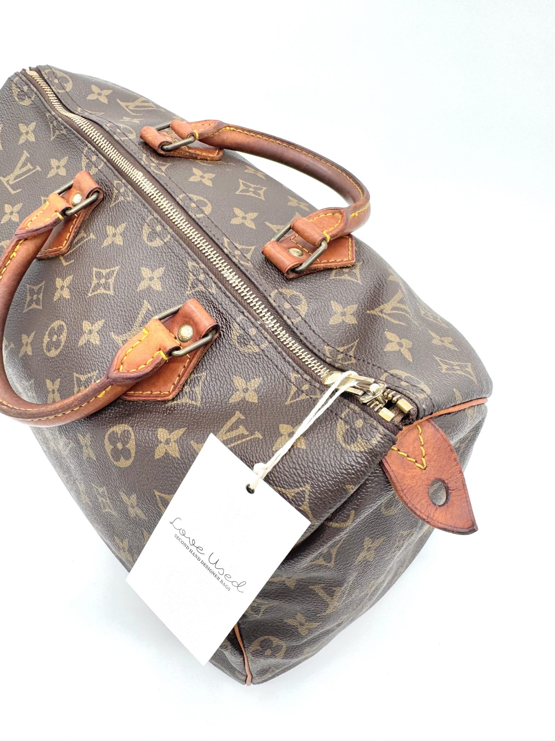 Louis Vuitton Speedy 35