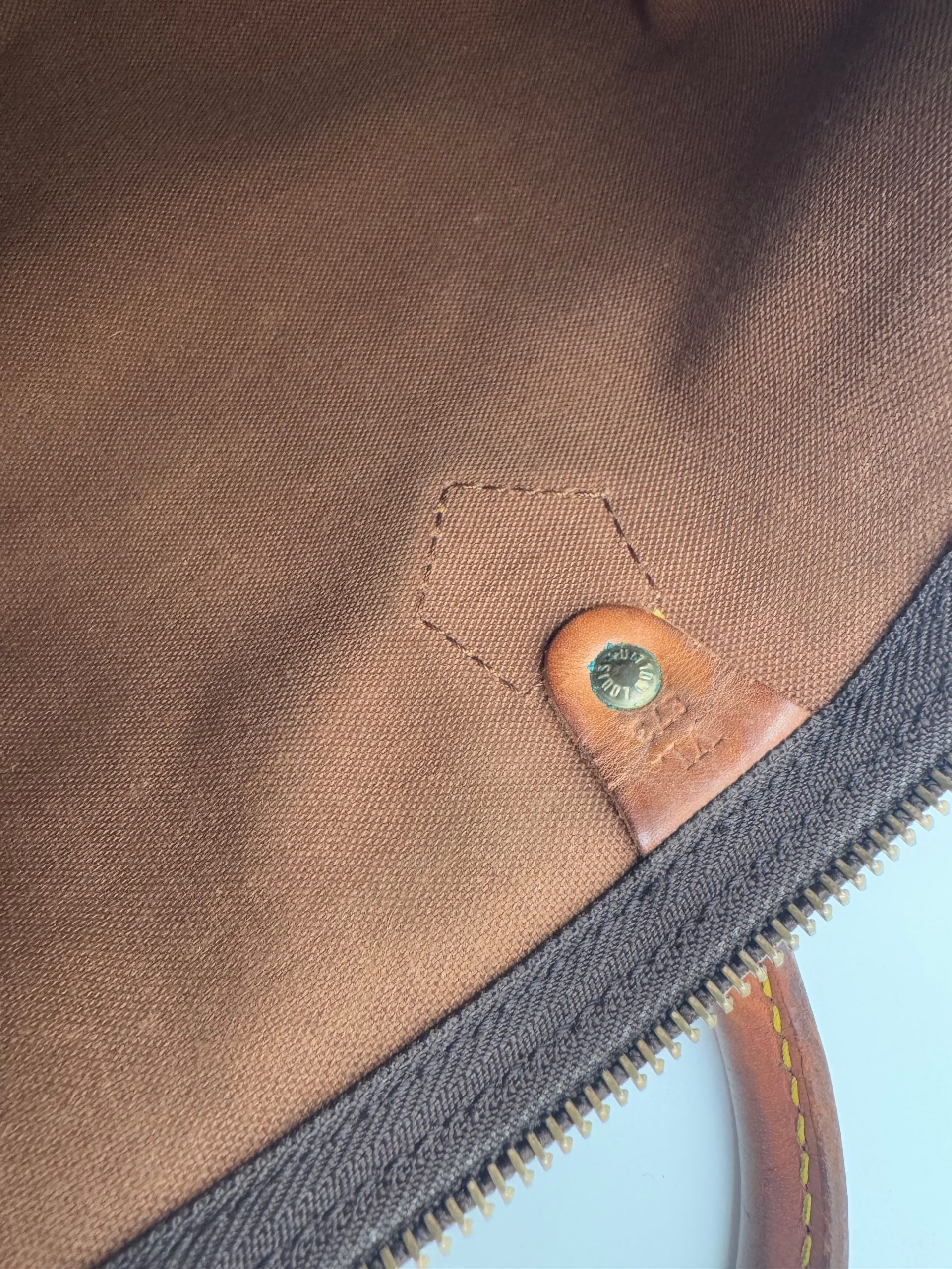 Louis Vuitton Speedy 35