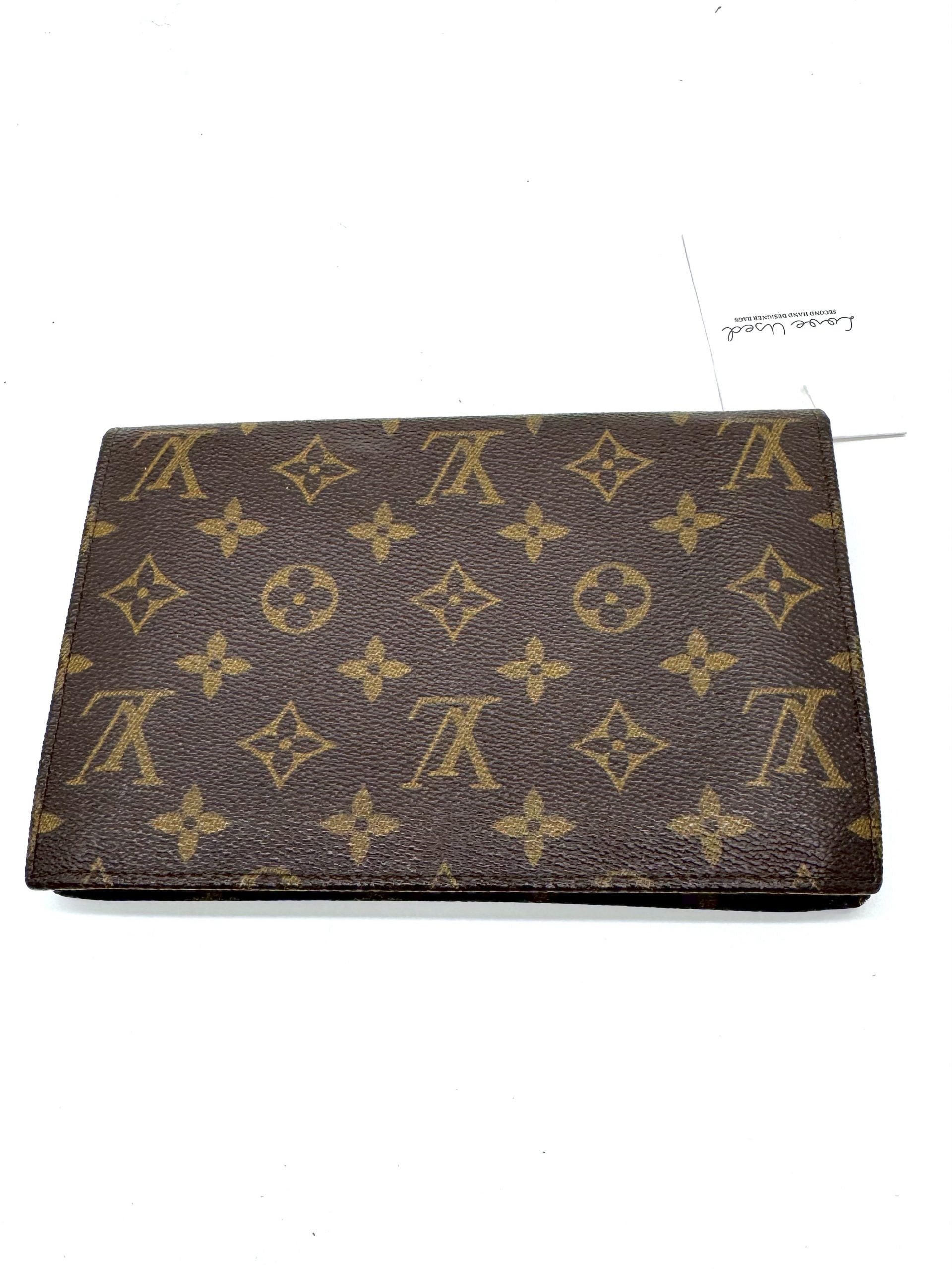 Louis Vuitton Pochette Rabat