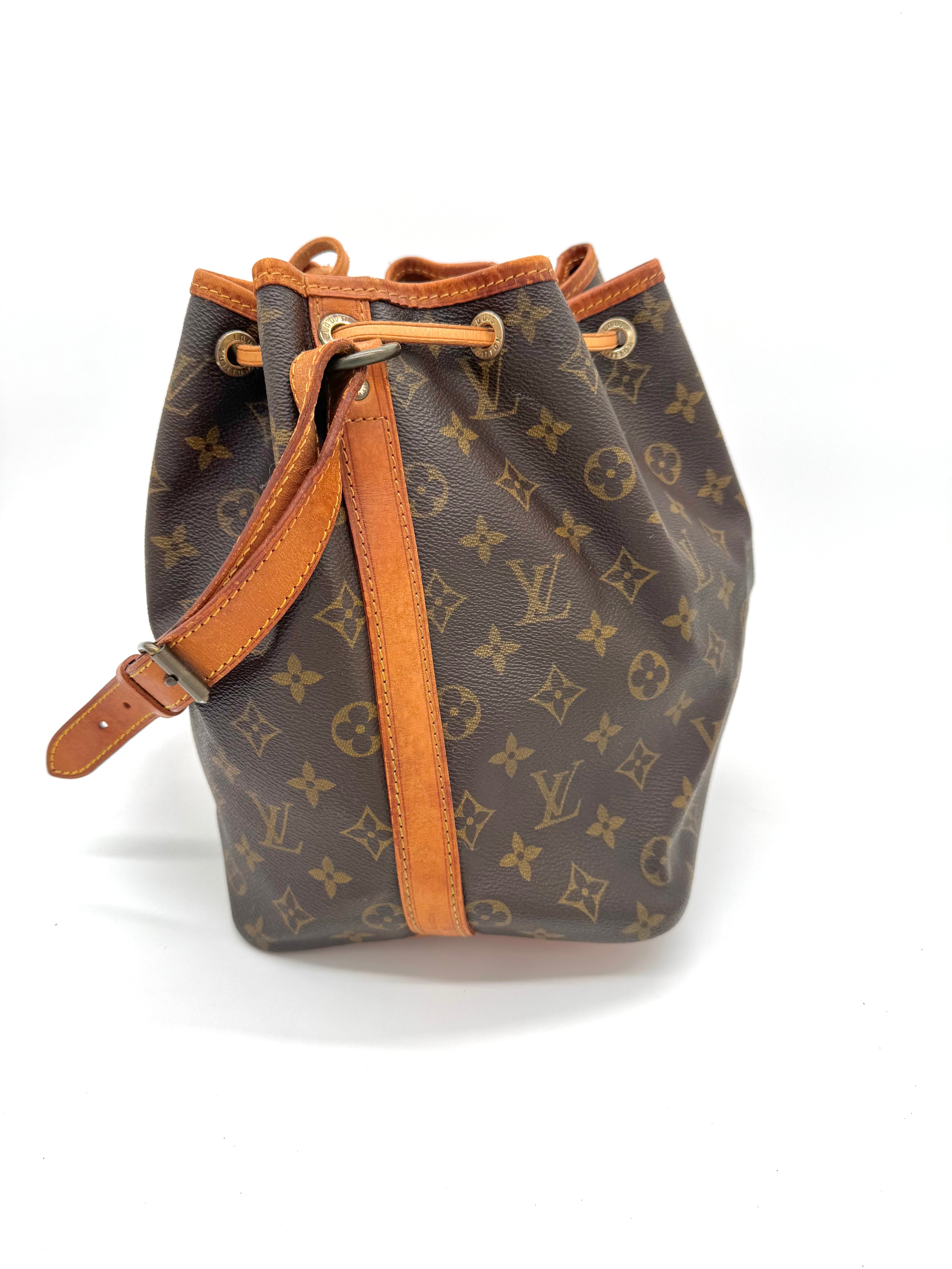 Louis Vuitton Sac Noe Petit