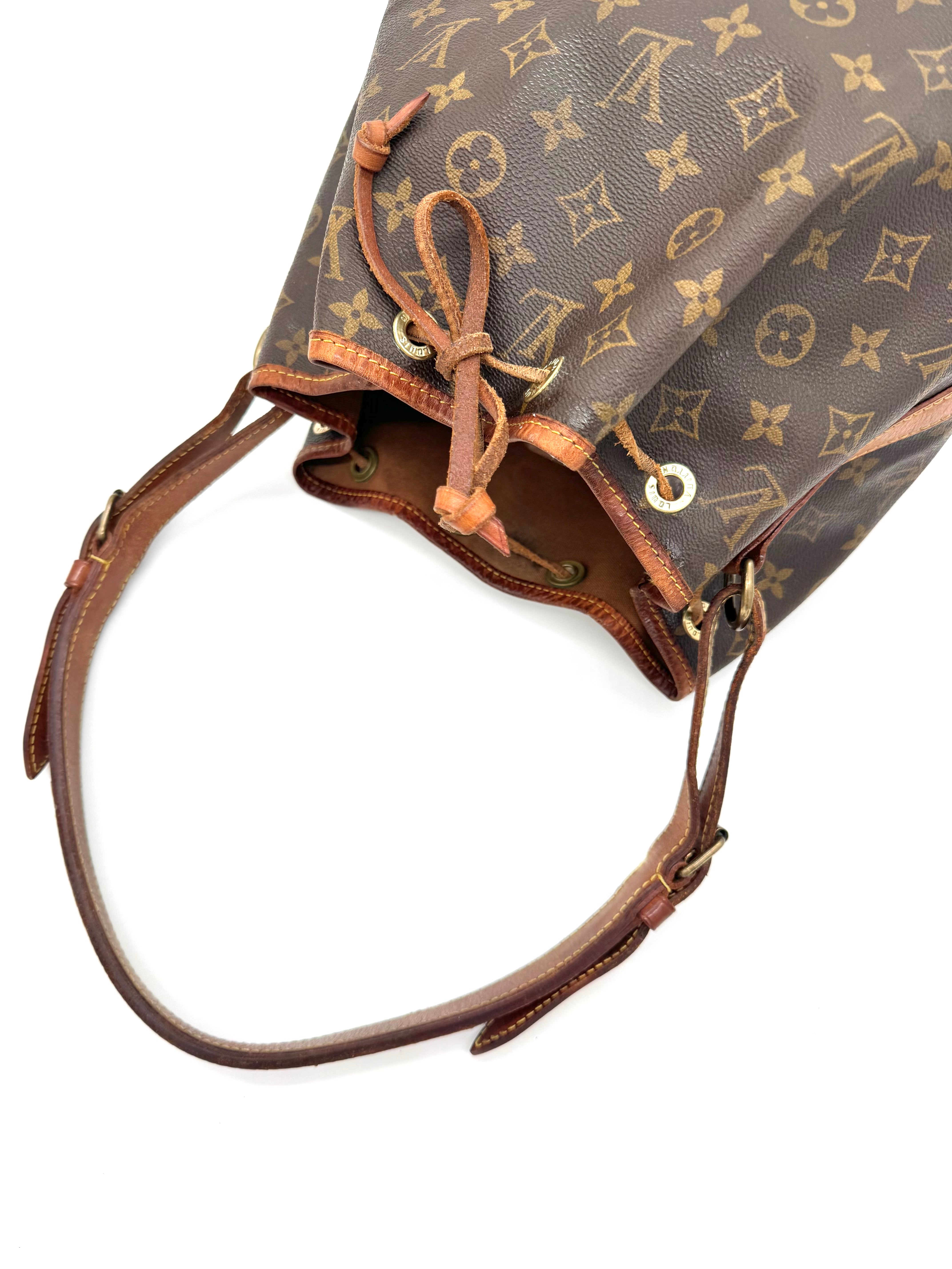 Louis Vuitton Sac Noe Petit
