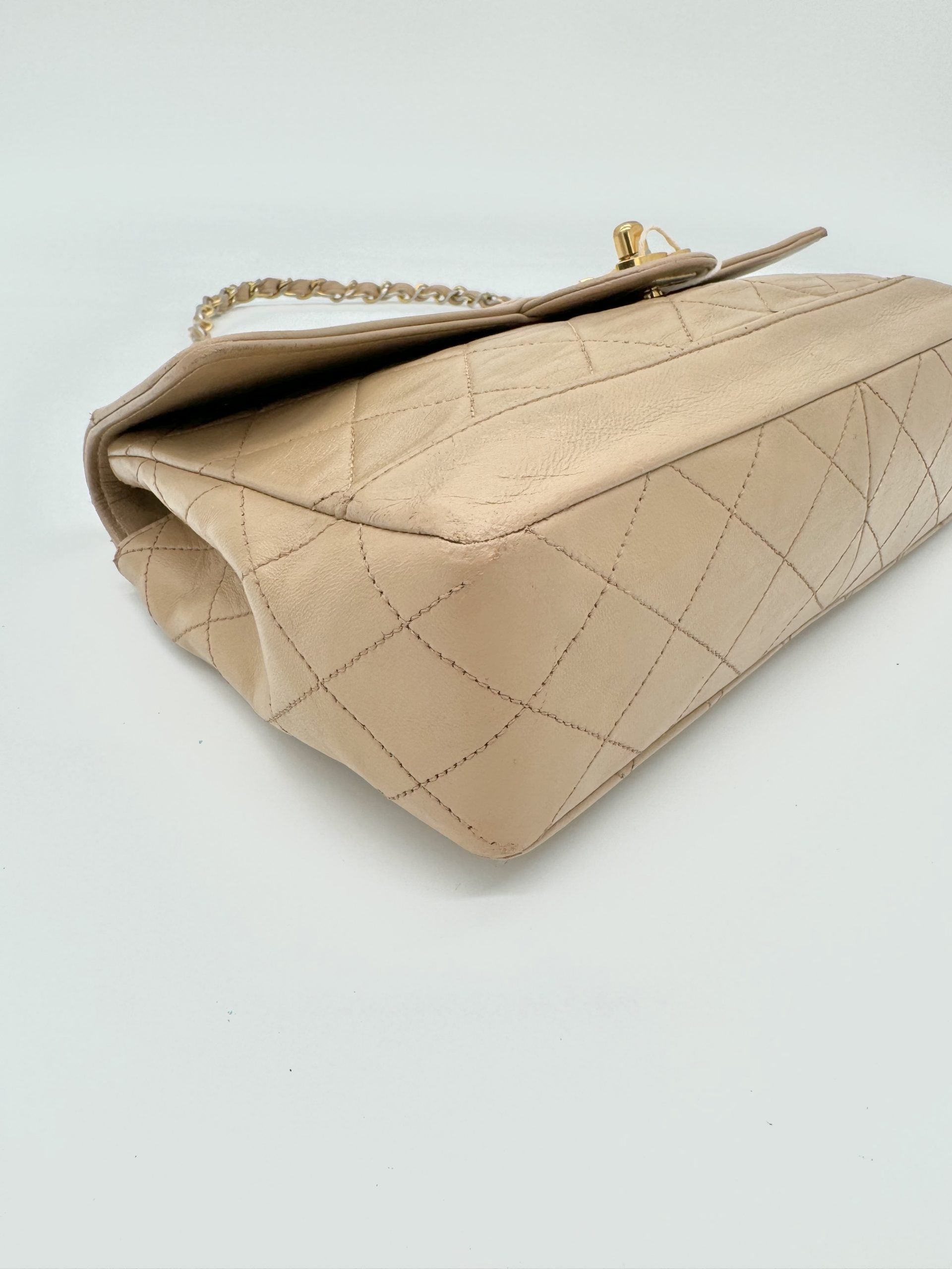 Chanel Classic Double Chain Flapbag Beige