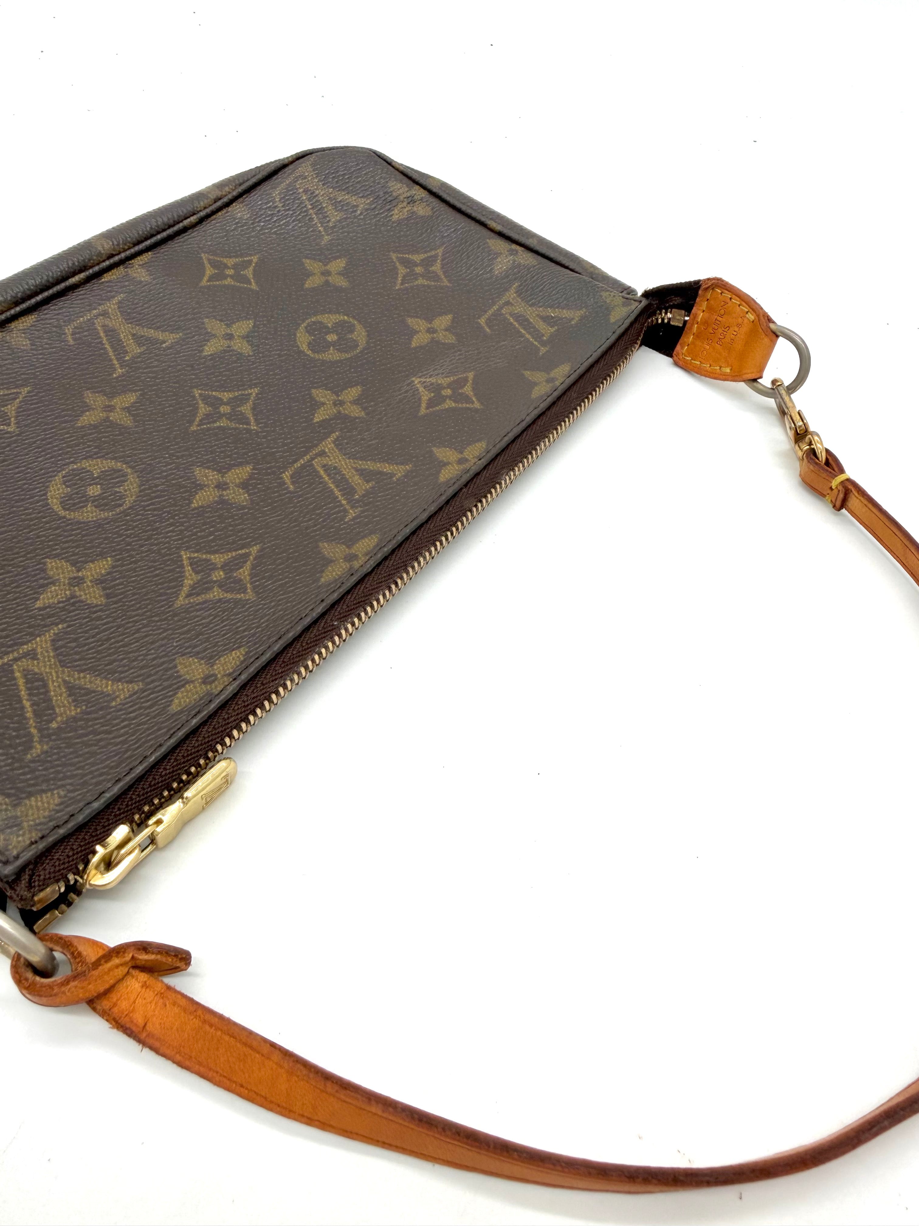 Louis Vuitton Pochette