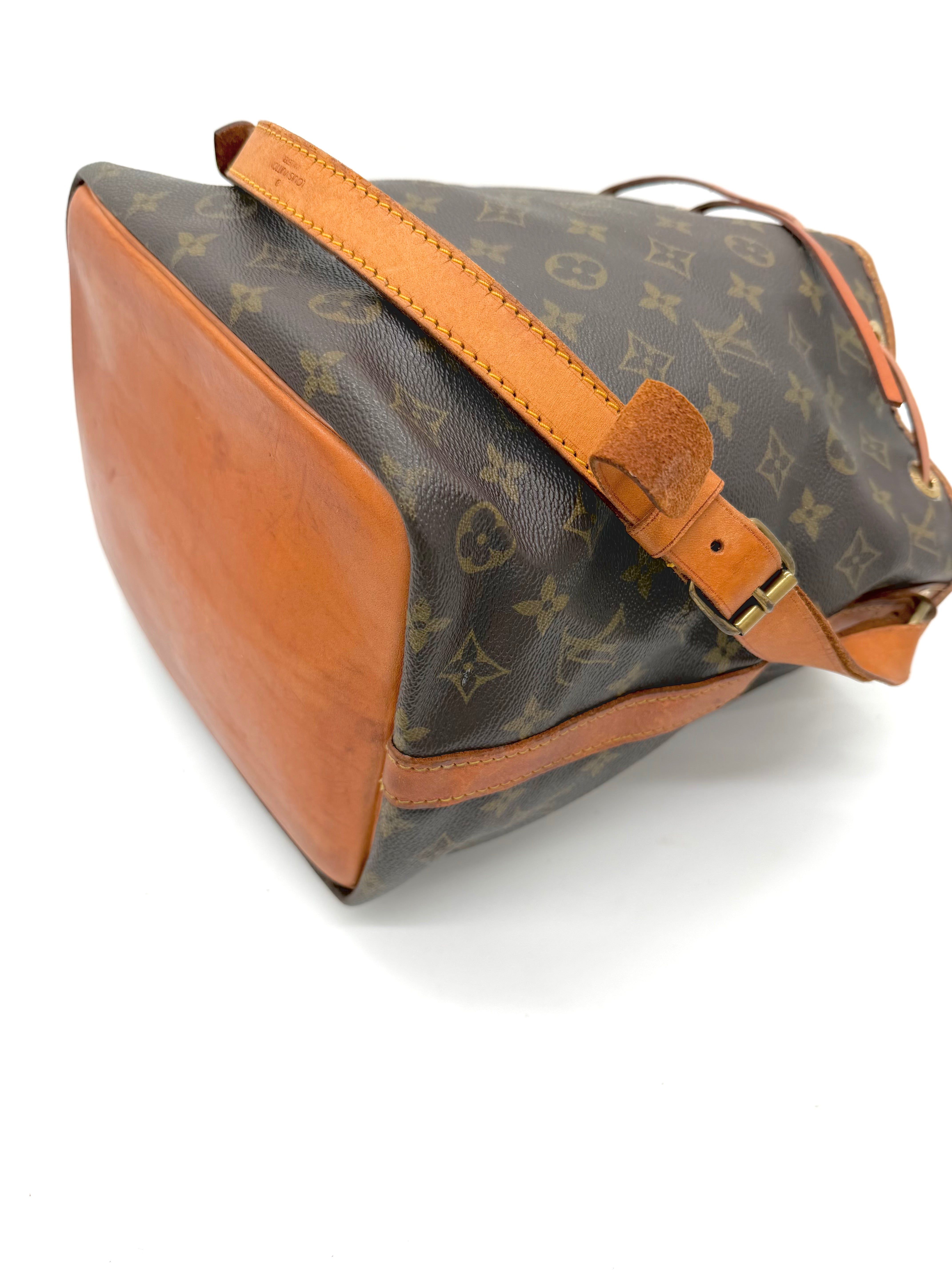 Louis Vuitton Sac Noe Petit