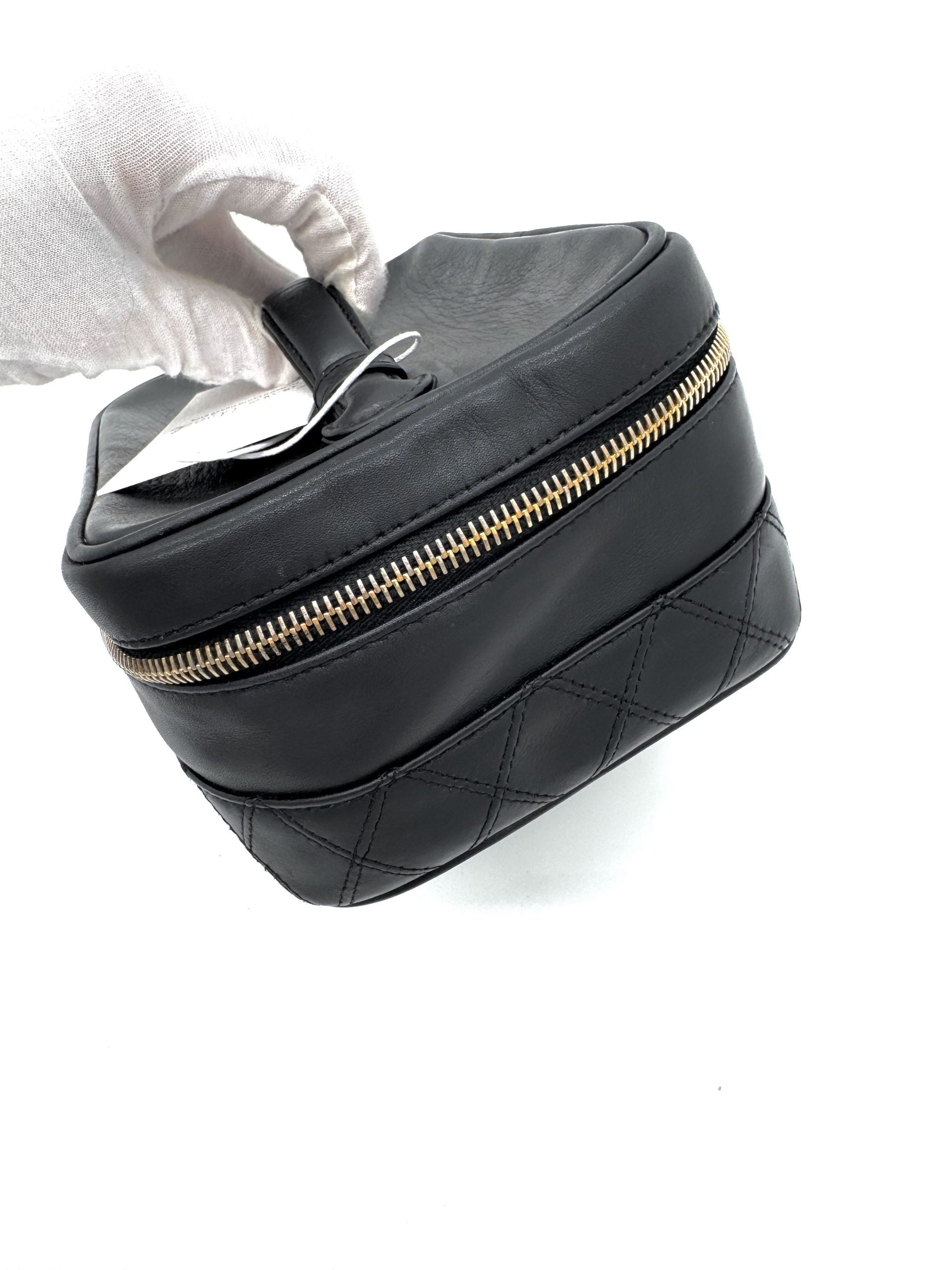 Chanel Vanity Tasche Schwarz