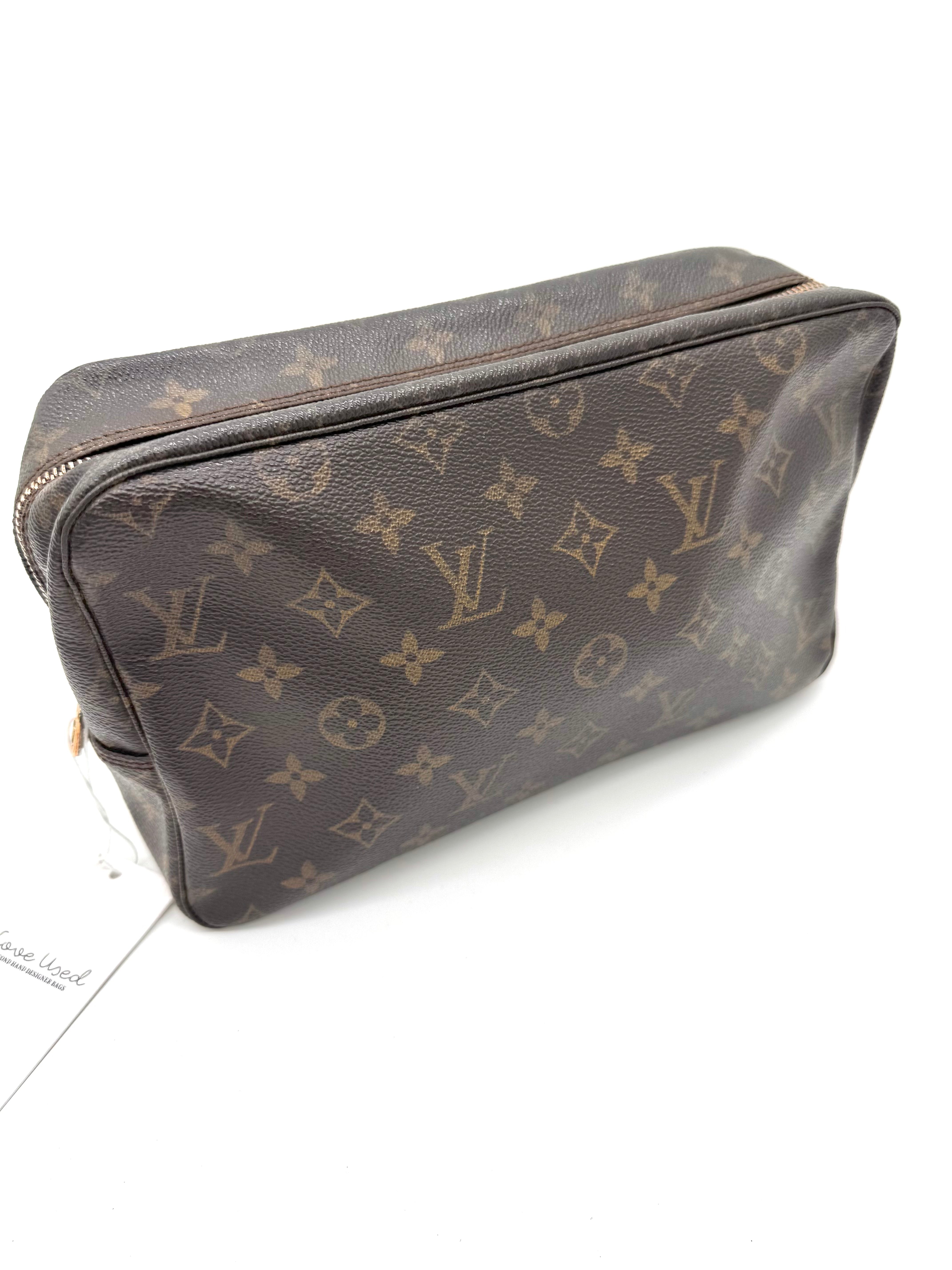 Louis Vuitton Trousse Toilette 28