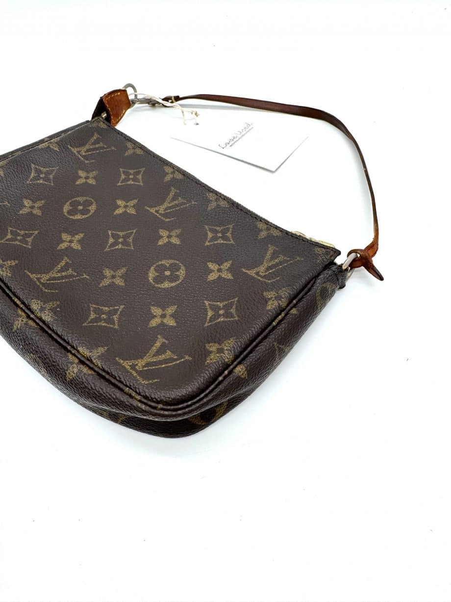 Louis Vuitton Pochette