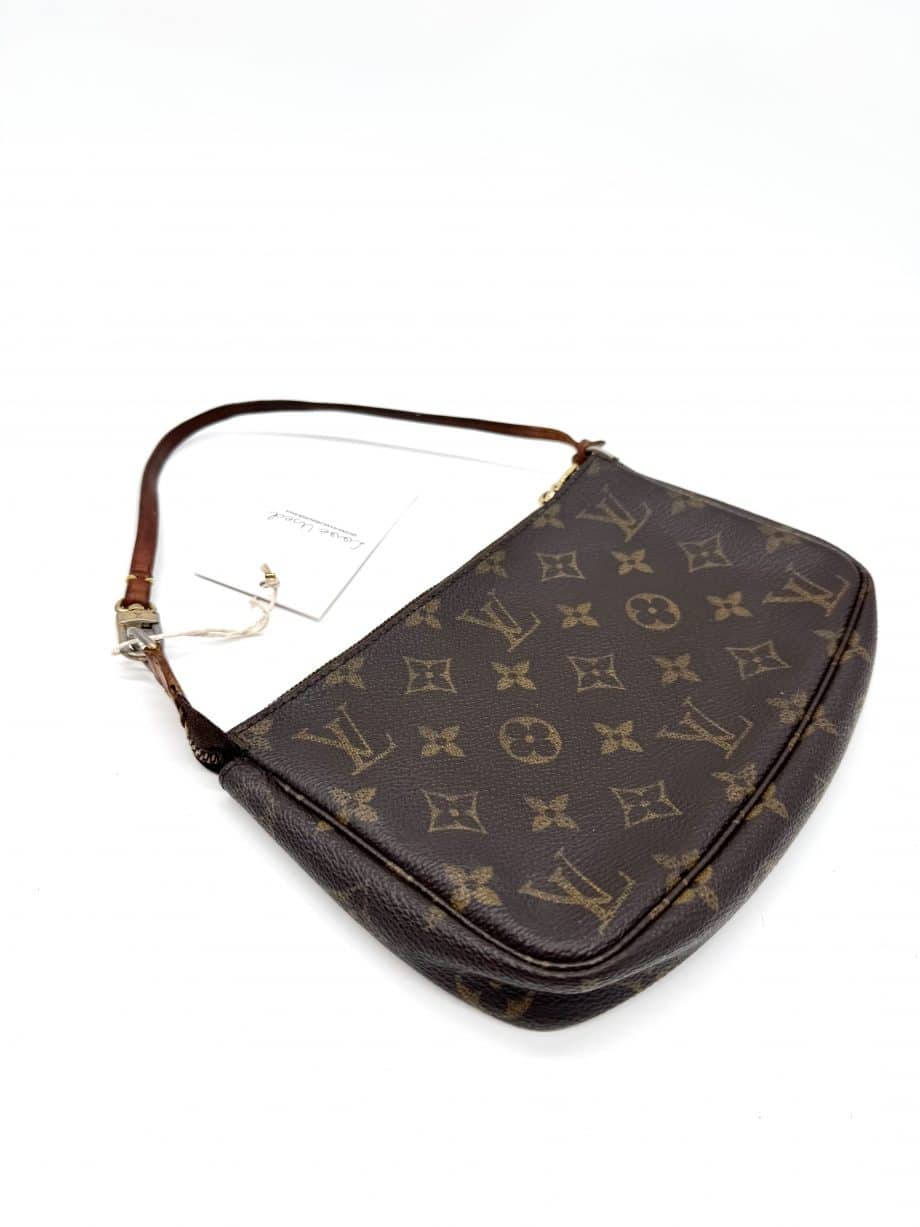 Louis Vuitton Pochette