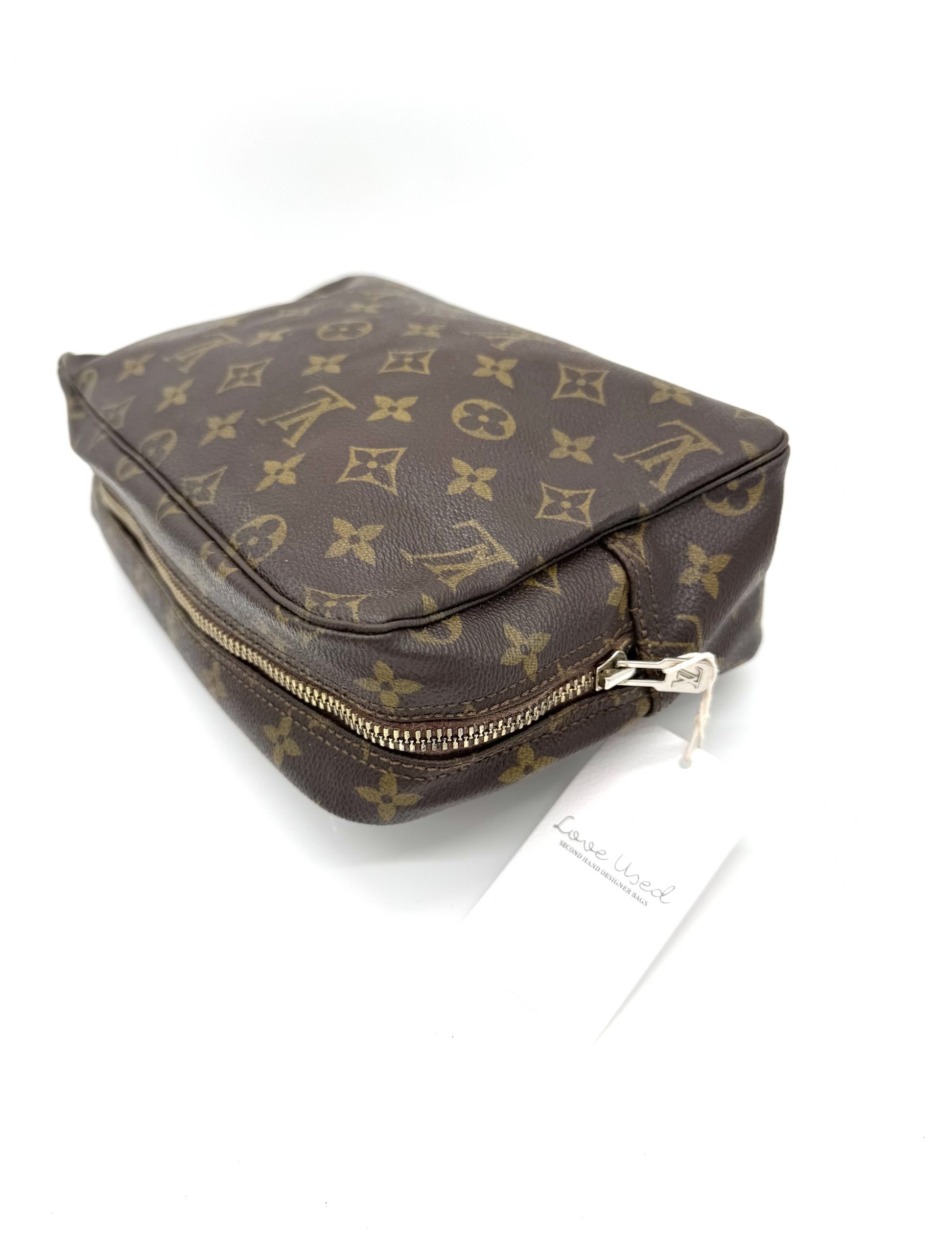 Louis Vuitton Trousse Toilette 28