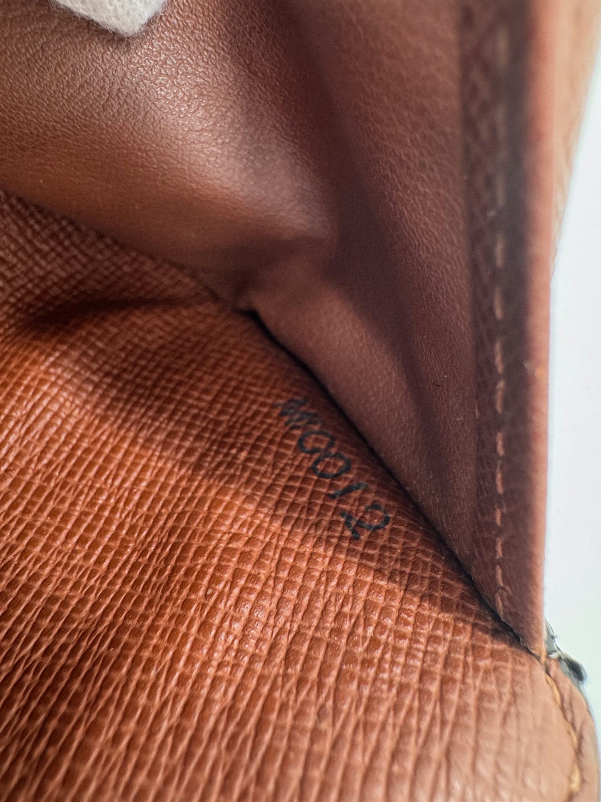 Louis Vuitton Compact Zippy Geldbörse