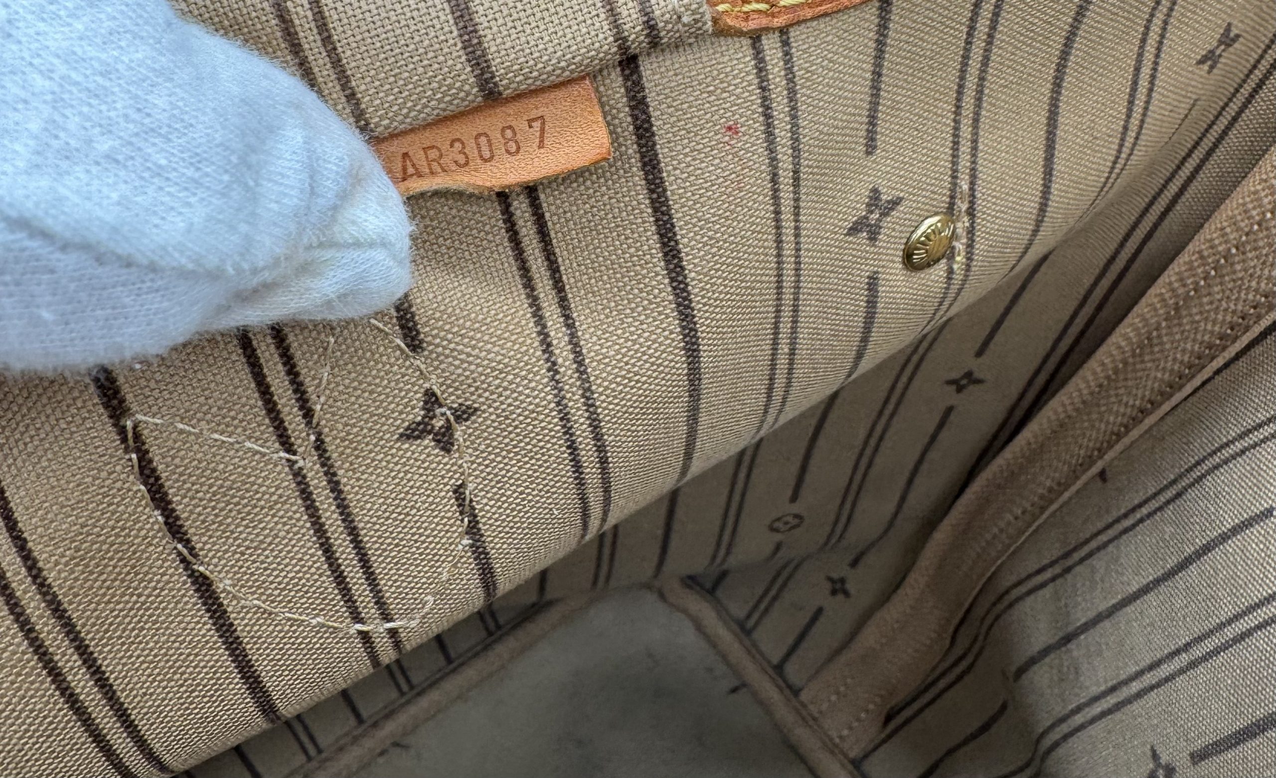 Louis Vuitton Neverfull MM